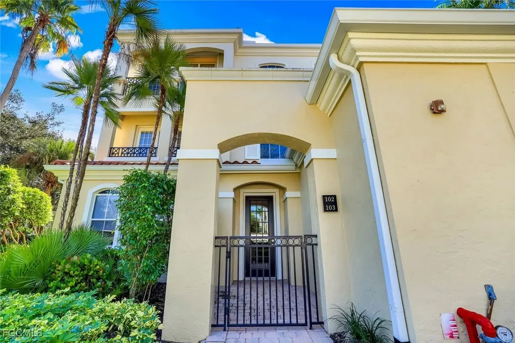 2626 Bolero Drive Naples FL 34109