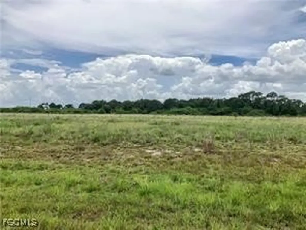 607 Raleigh Drive Labelle FL 33935