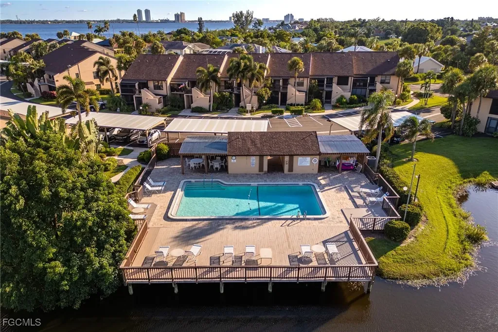 15444 Admiralty Circle North Fort Myers FL 33917