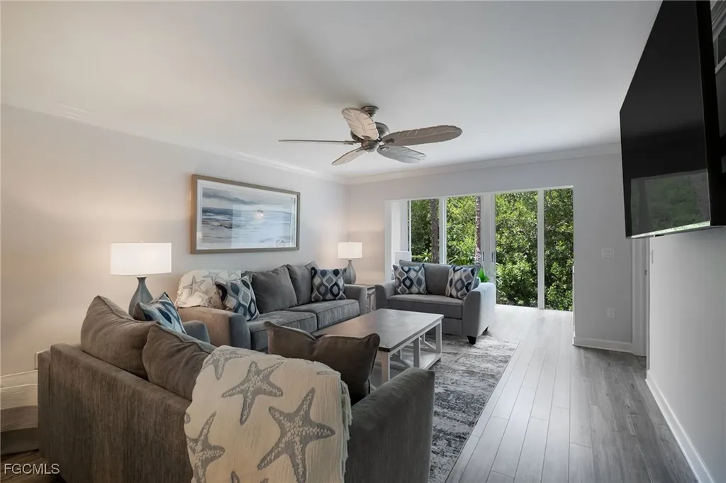 3021 Sandpiper Bay Circle Naples FL 34112