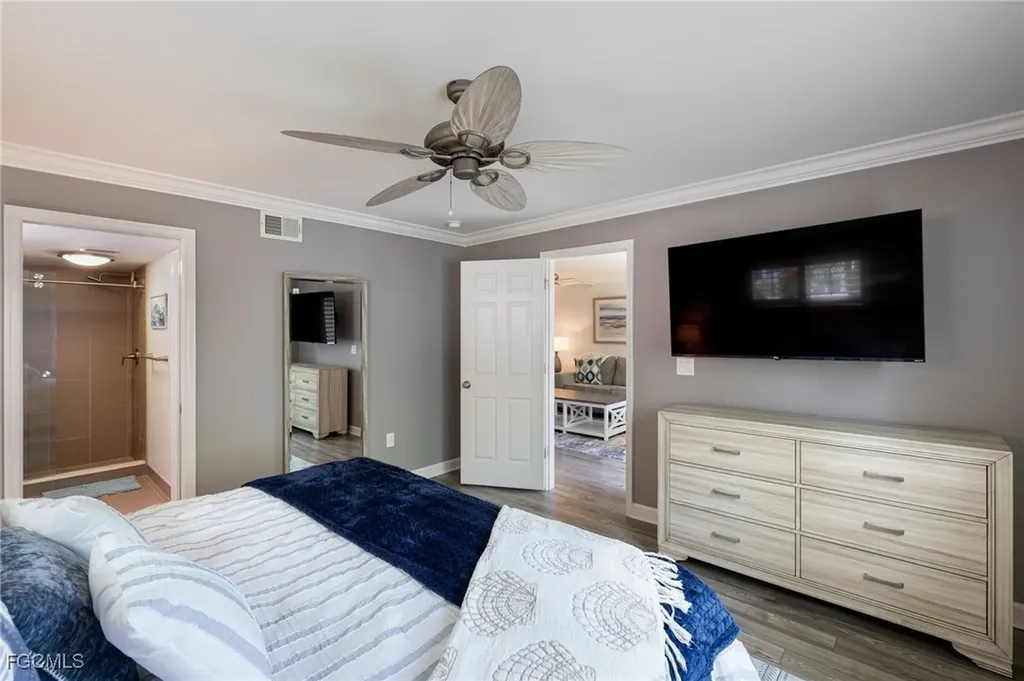 3021 Sandpiper Bay Circle Naples FL 34112