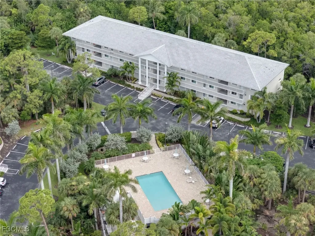 3021 Sandpiper Bay Circle Naples FL 34112