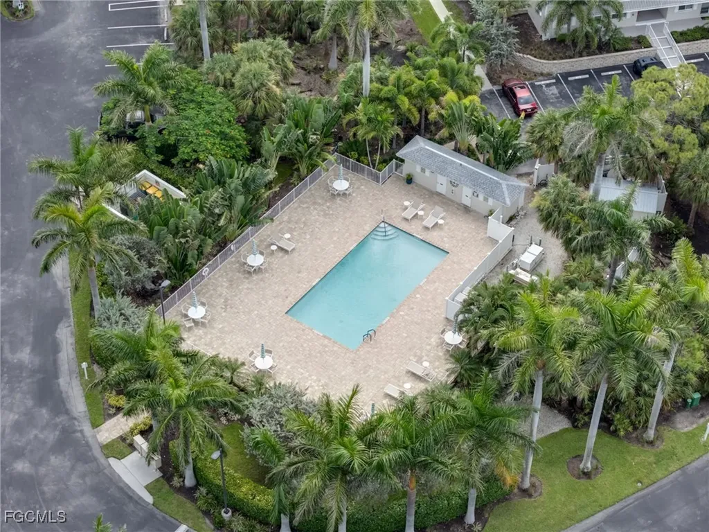 3021 Sandpiper Bay Circle Naples FL 34112