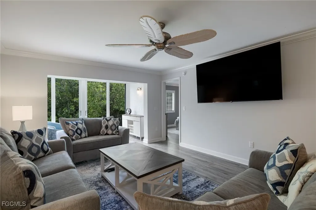 3021 Sandpiper Bay Circle Naples FL 34112