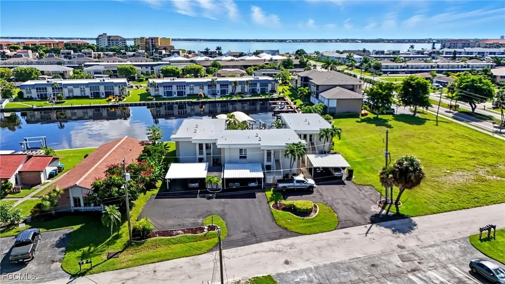 4115 SE 18th Place Cape Coral FL 33904
