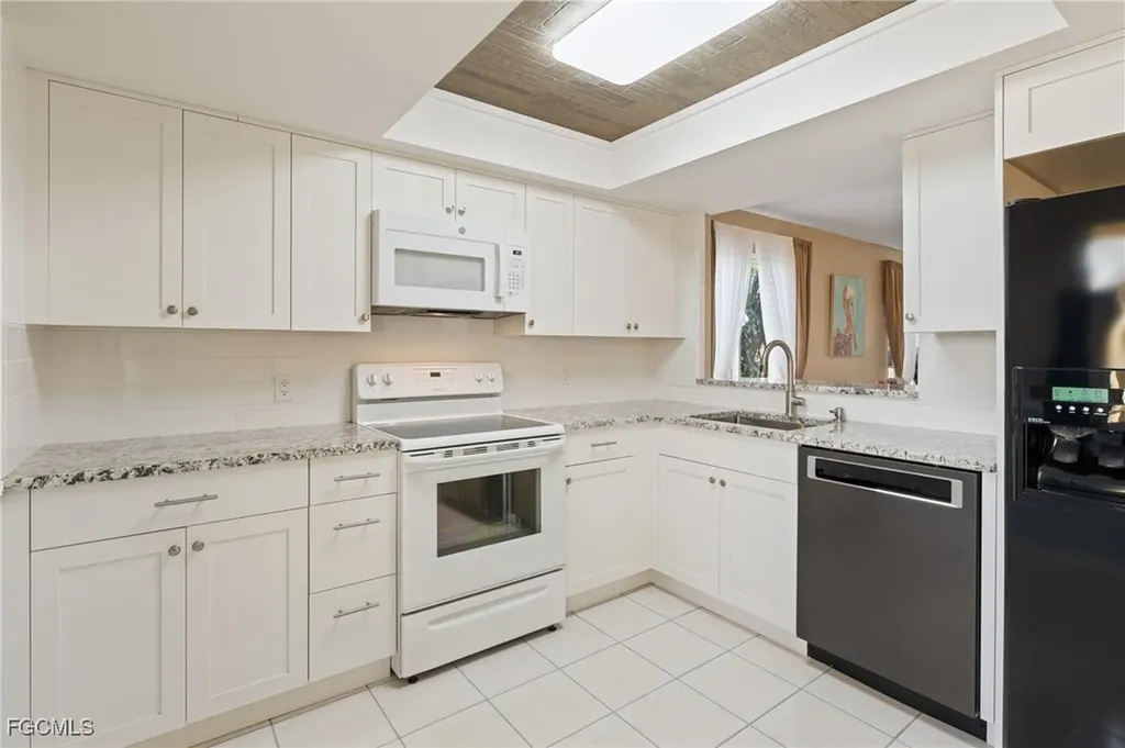 4115 SE 18th Place Cape Coral FL 33904