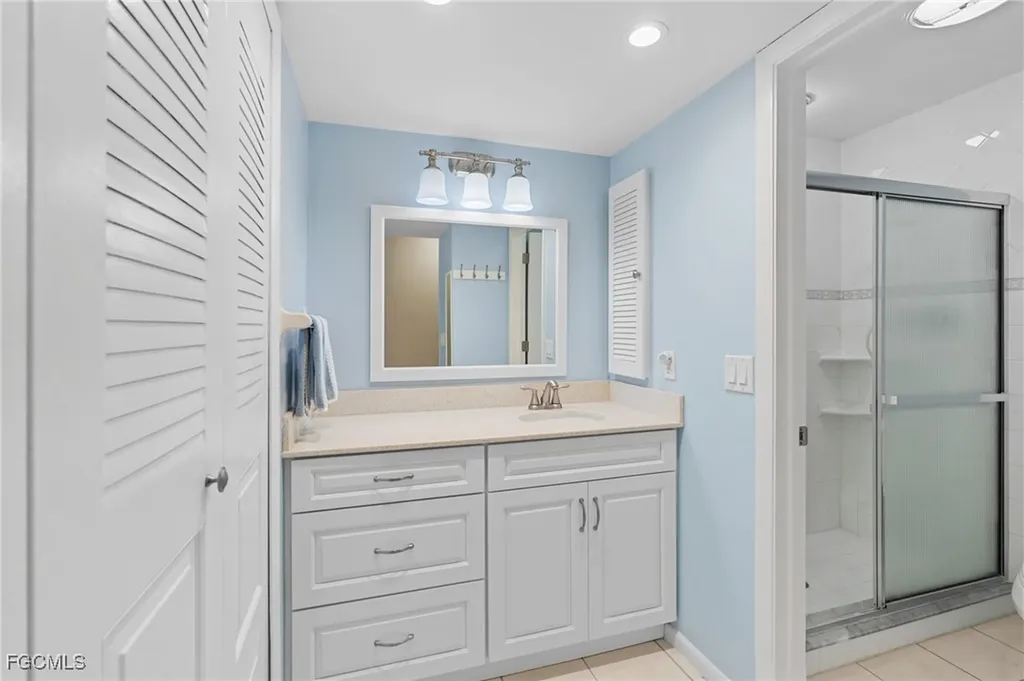 4115 SE 18th Place Cape Coral FL 33904