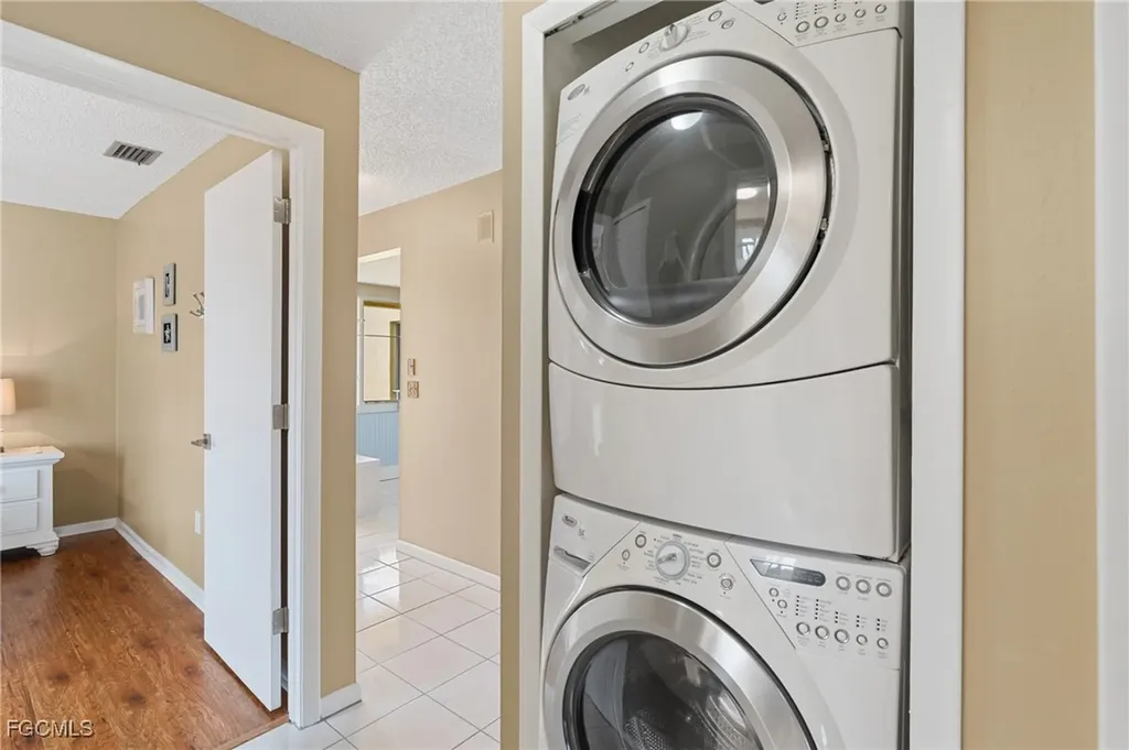 4115 SE 18th Place Cape Coral FL 33904