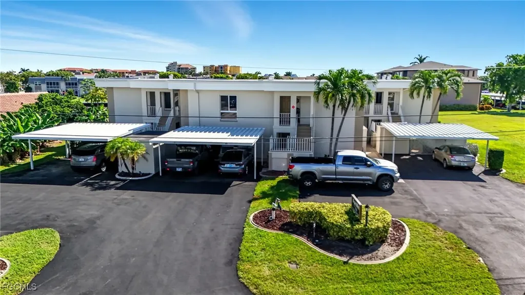 4115 SE 18th Place Cape Coral FL 33904
