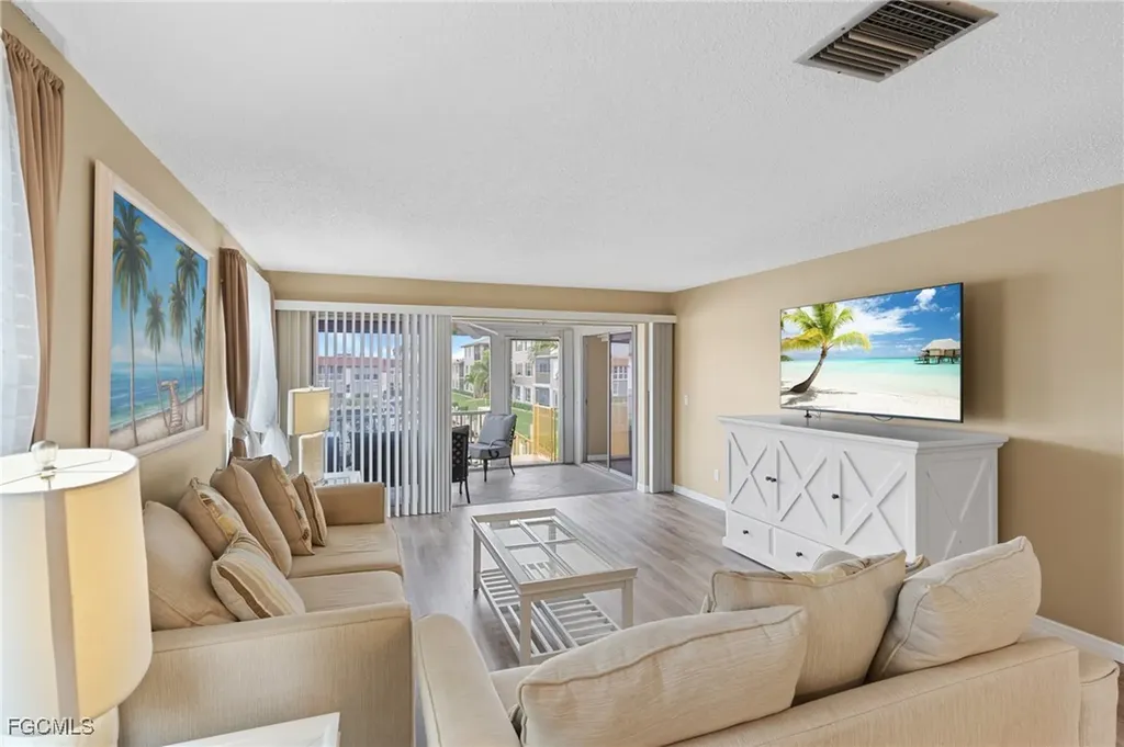 4115 SE 18th Place Cape Coral FL 33904