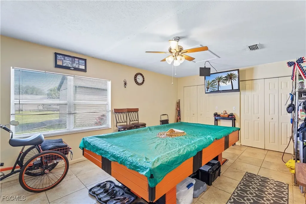 21900 Pearl Street Alva FL 33920