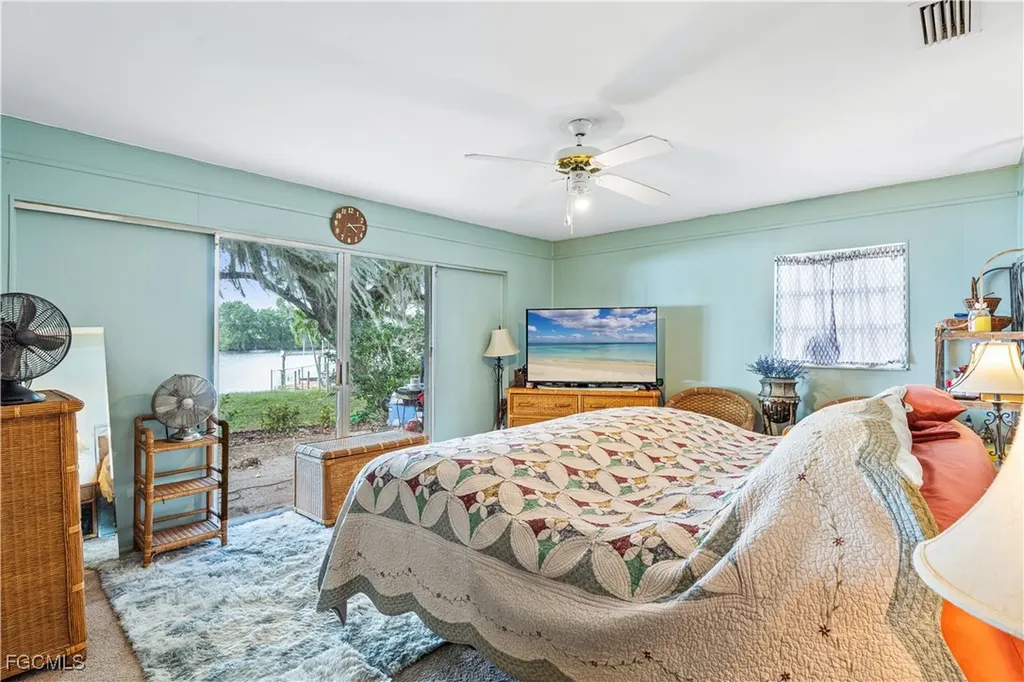 21900 Pearl Street Alva FL 33920