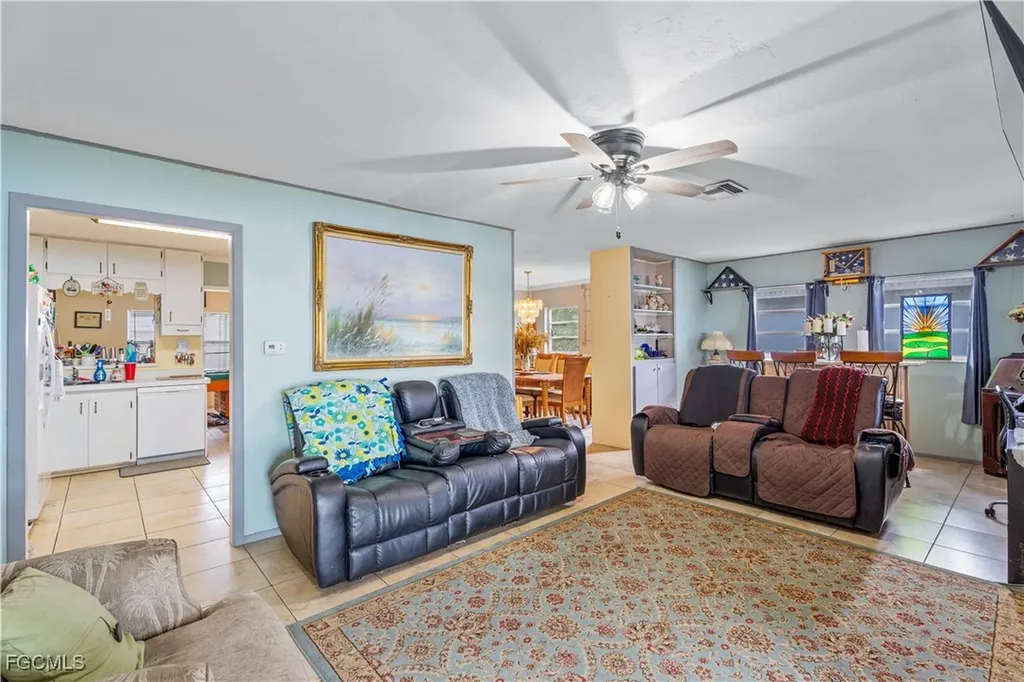 21900 Pearl Street Alva FL 33920