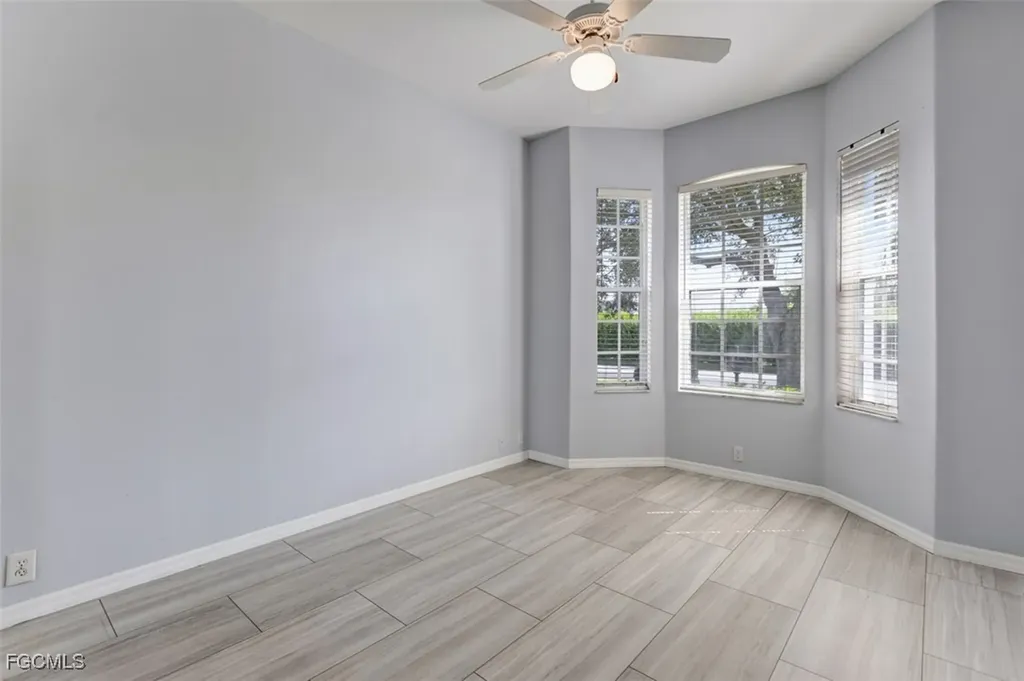 9141 Garden Pointe Fort Myers FL 33908