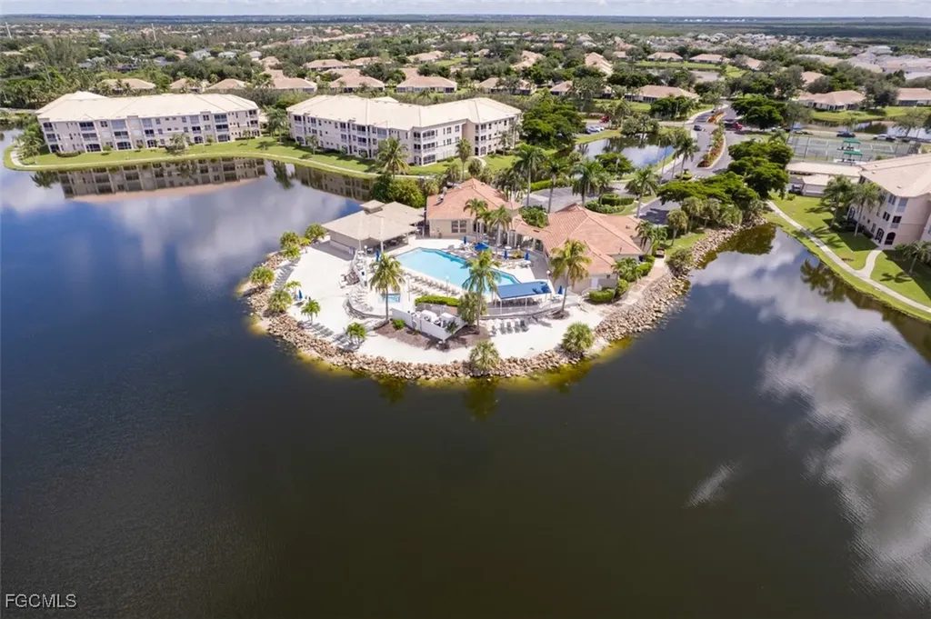 9141 Garden Pointe Fort Myers FL 33908