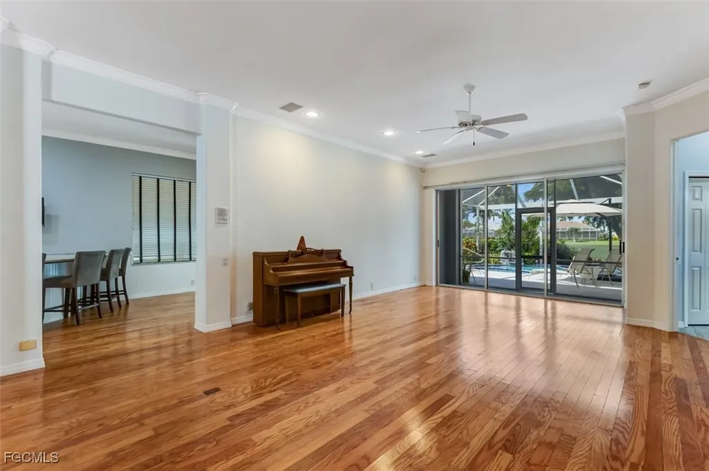 9141 Garden Pointe Fort Myers FL 33908