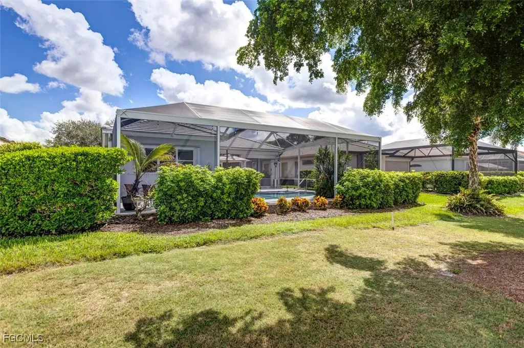 9141 Garden Pointe Fort Myers FL 33908