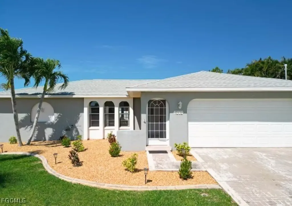 4502 SW 6th Avenue Cape Coral FL 33914