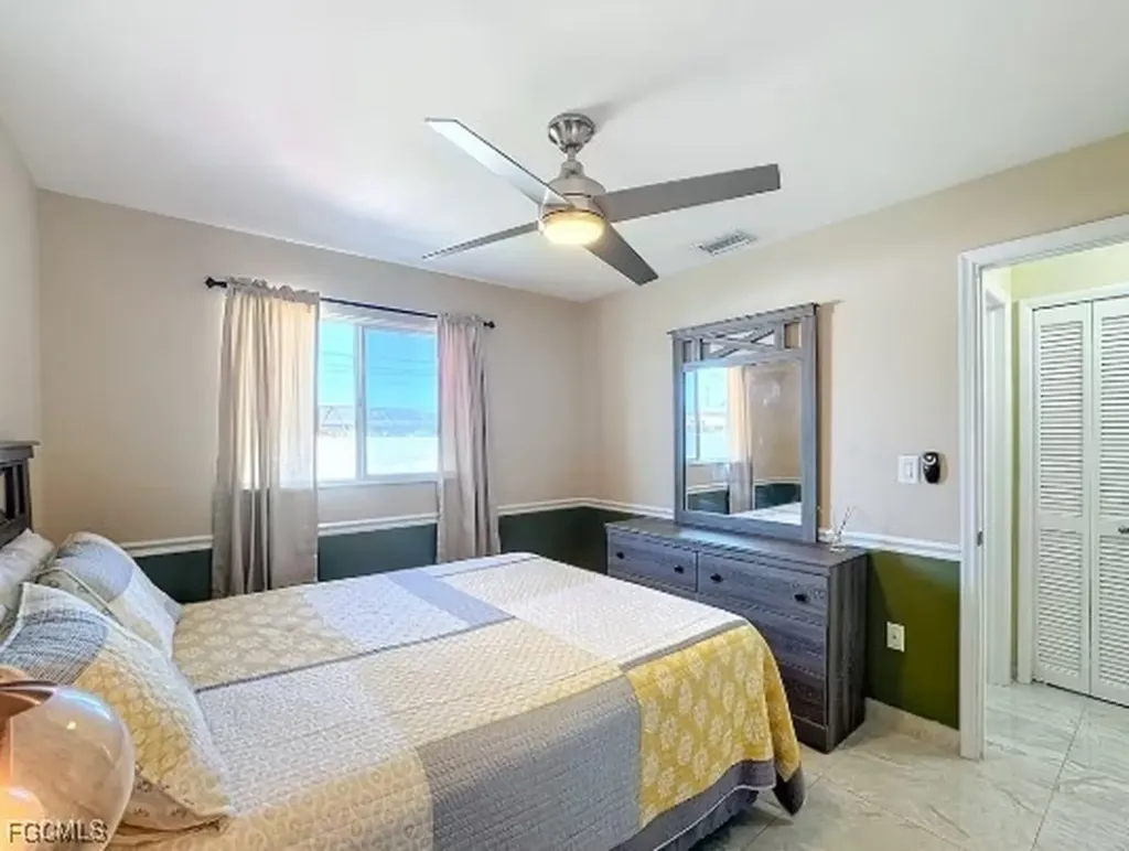 4502 SW 6th Avenue Cape Coral FL 33914