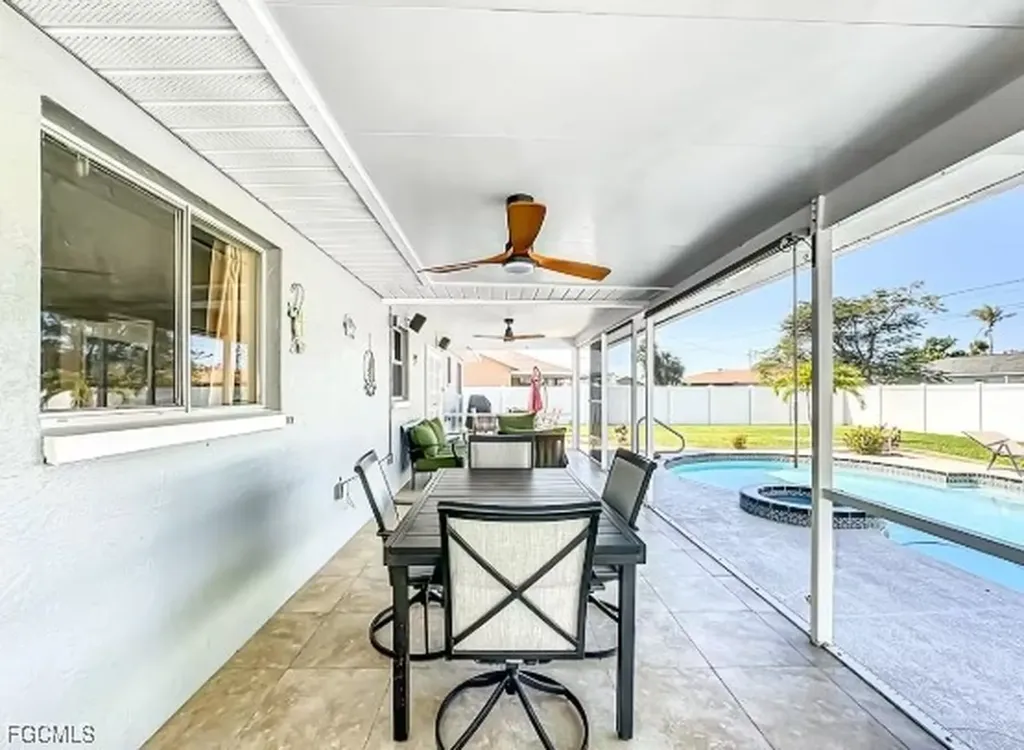 4502 SW 6th Avenue Cape Coral FL 33914