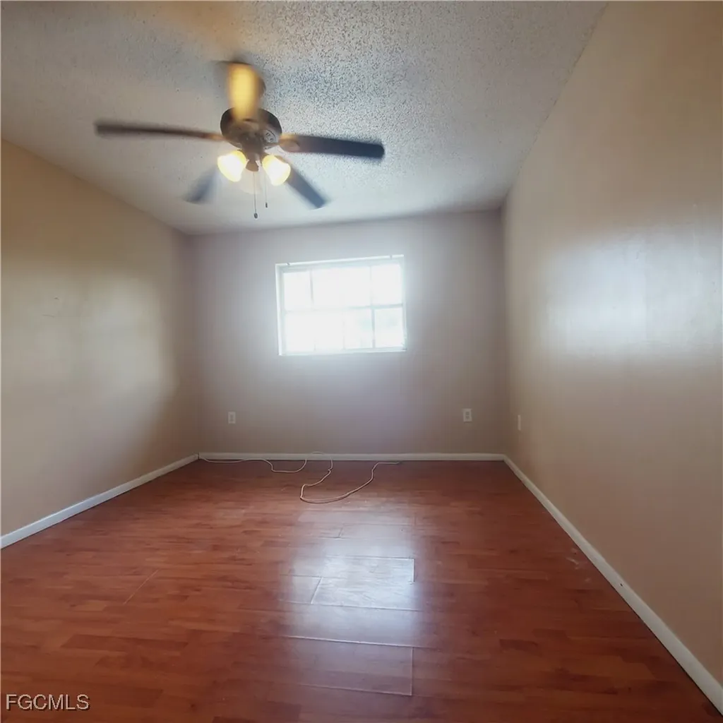 3704 Broadway Fort Myers FL 33901