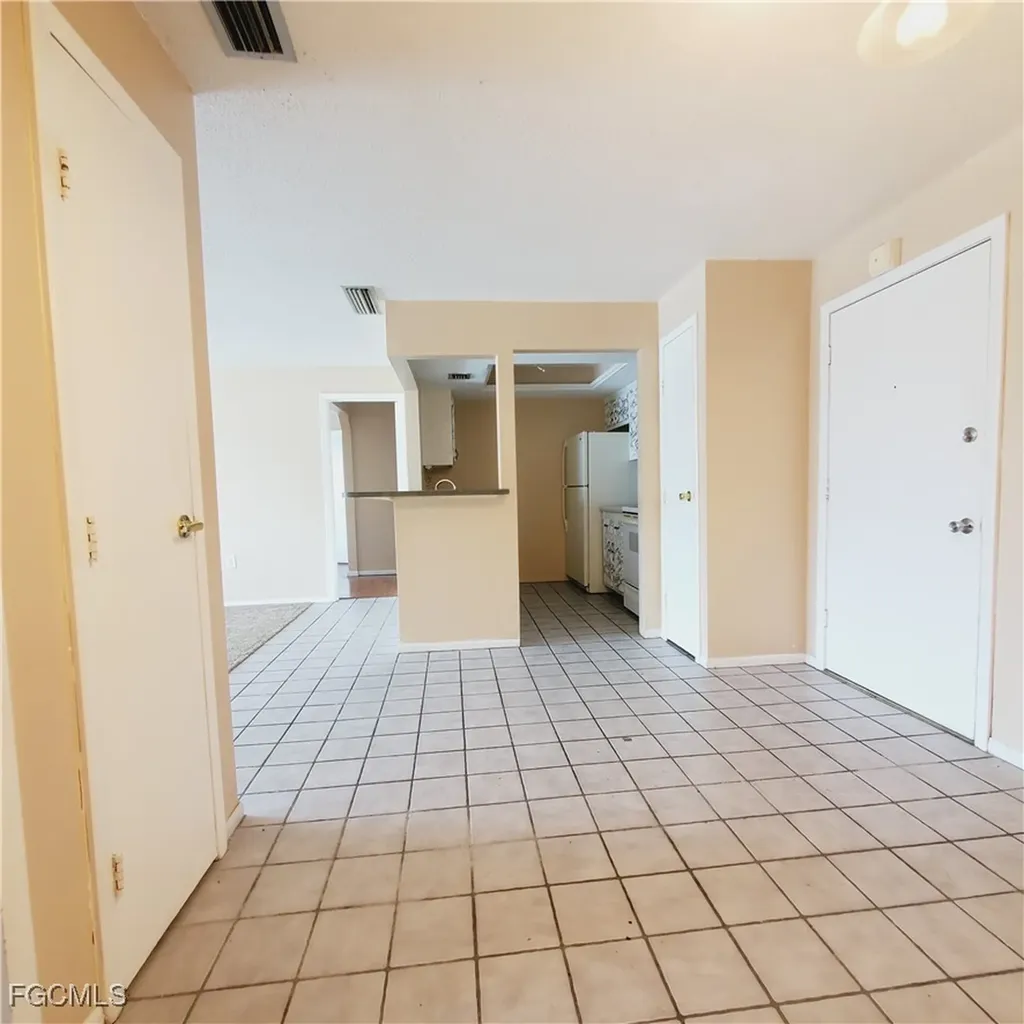 3704 Broadway Fort Myers FL 33901