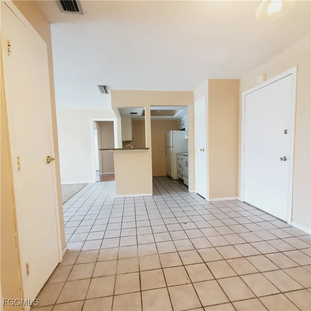 3704 Broadway Fort Myers FL 33901