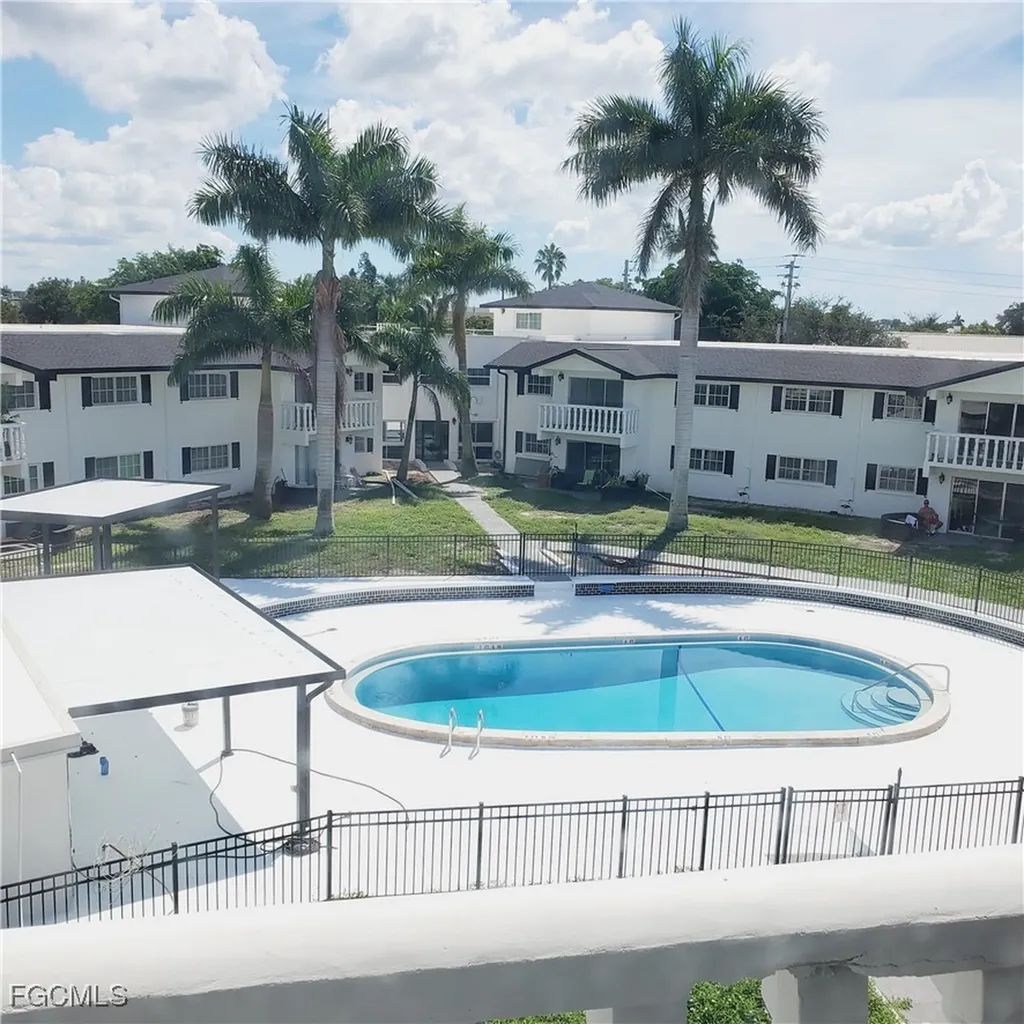 3704 Broadway Fort Myers FL 33901