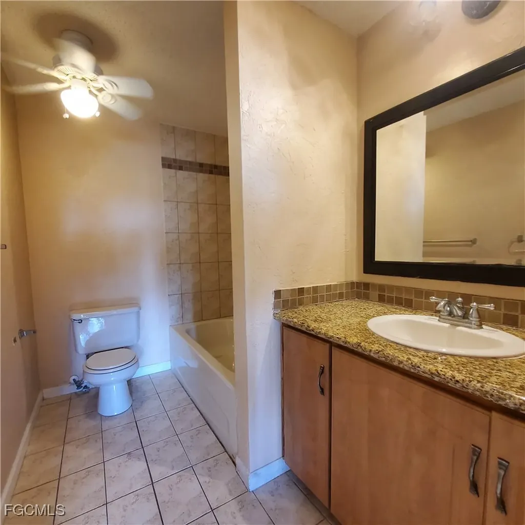 3704 Broadway Fort Myers FL 33901