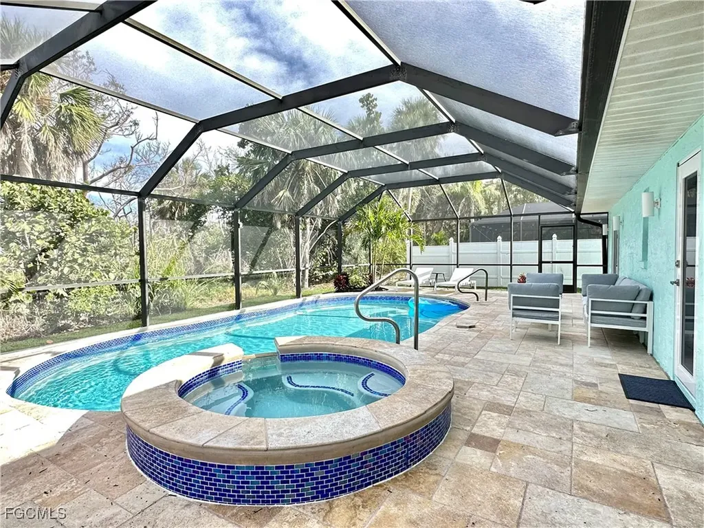 297 Donora Boulevard Fort Myers Beach FL 33931