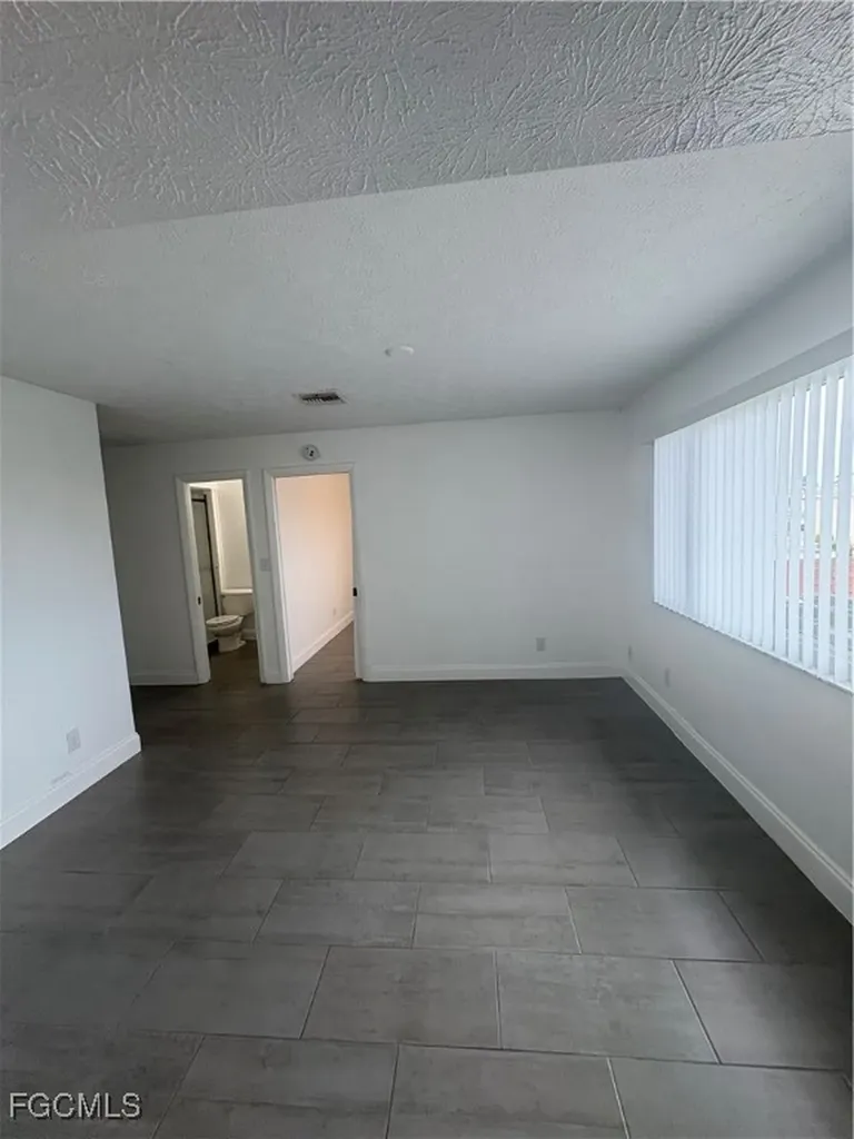 5101 Manor Court Cape Coral FL 33904
