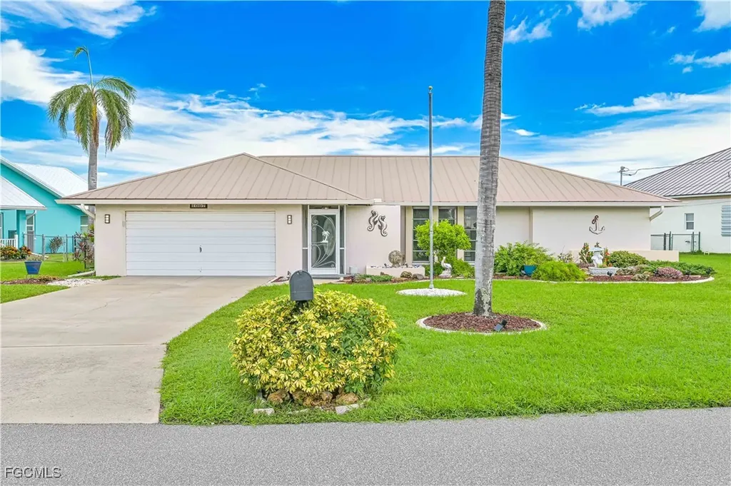 1007 SE 3rd Street Cape Coral FL 33990