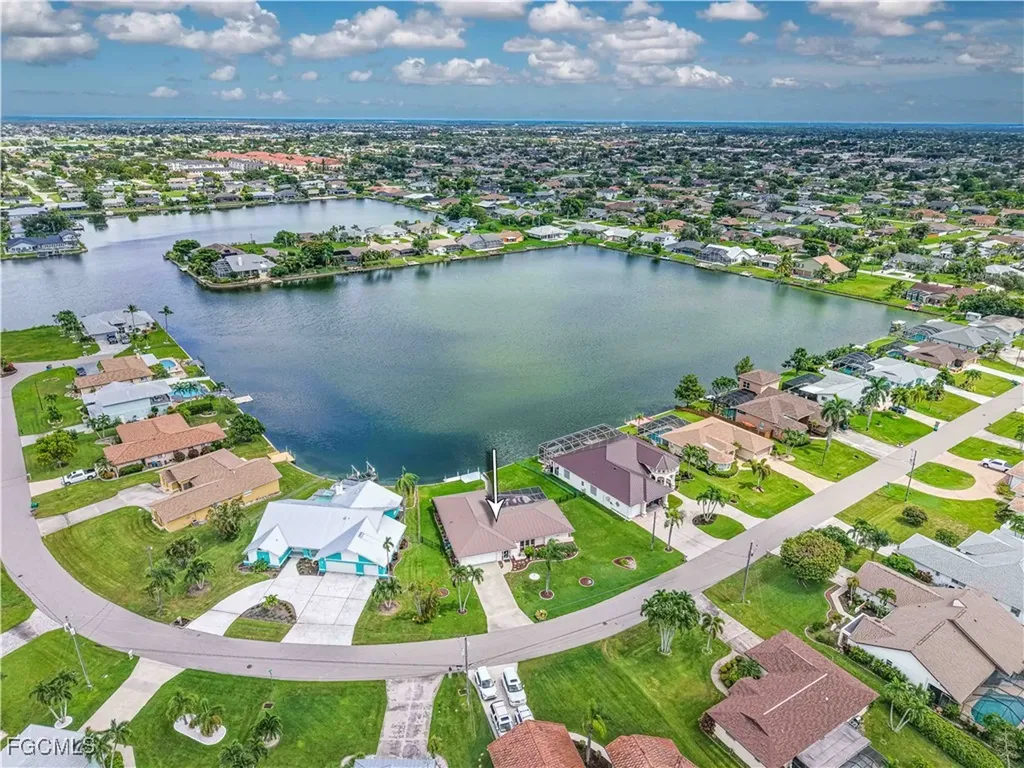 1007 SE 3rd Street Cape Coral FL 33990