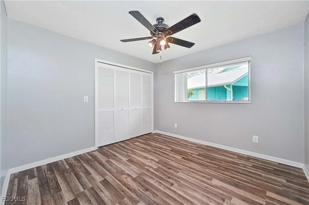 1007 SE 3rd Street Cape Coral FL 33990