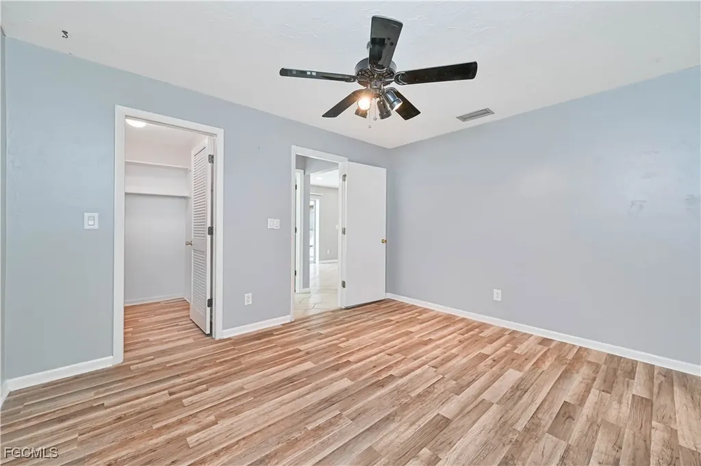 1007 SE 3rd Street Cape Coral FL 33990