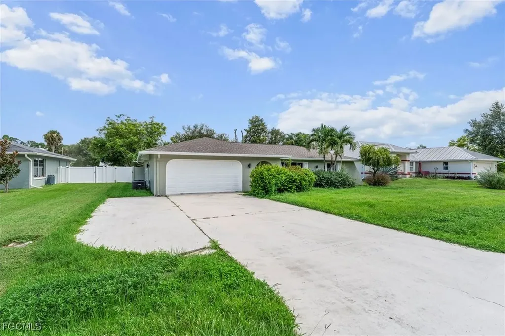 17042 Wayzata Court North Fort Myers FL 33917