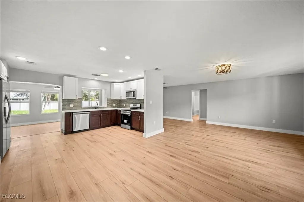 17042 Wayzata Court North Fort Myers FL 33917