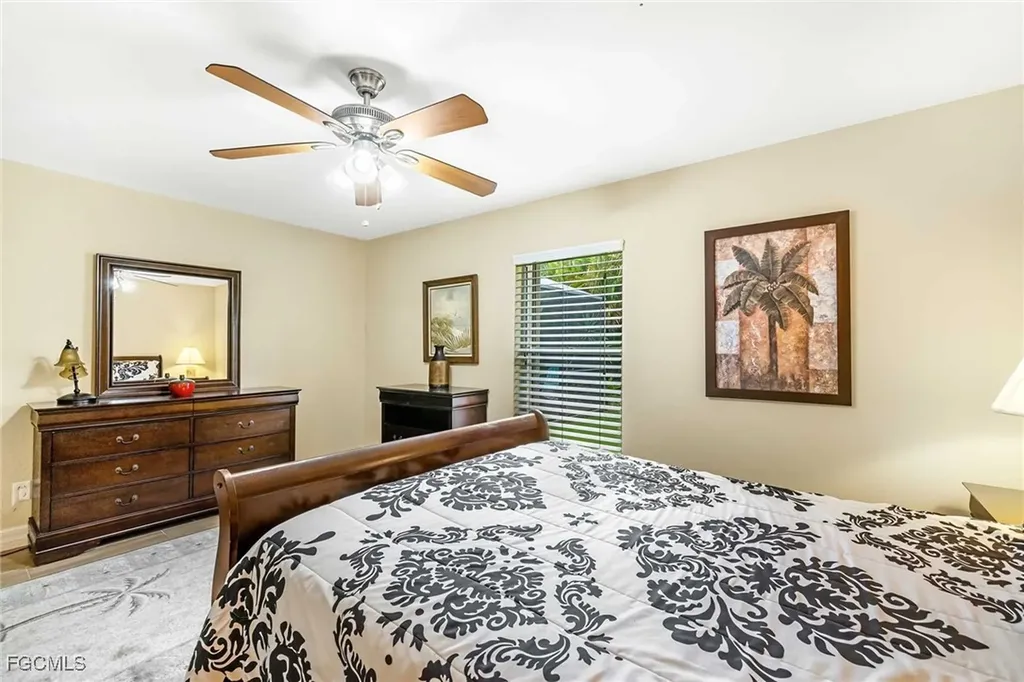 4534 SW 5th Place Cape Coral FL 33914