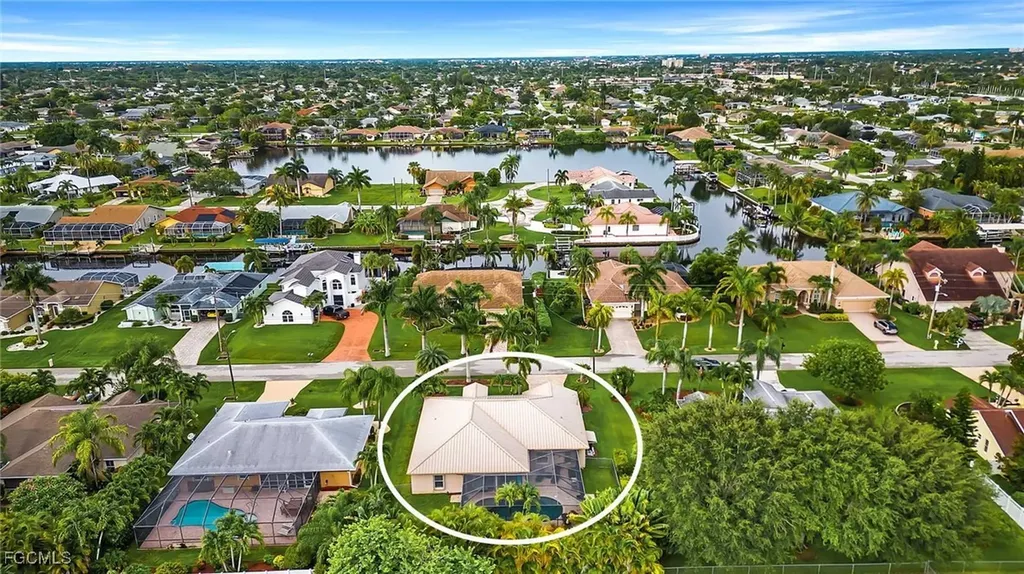 4534 SW 5th Place Cape Coral FL 33914