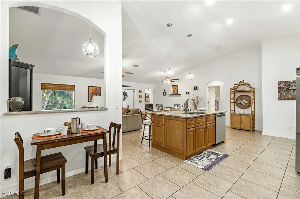 4534 SW 5th Place Cape Coral FL 33914
