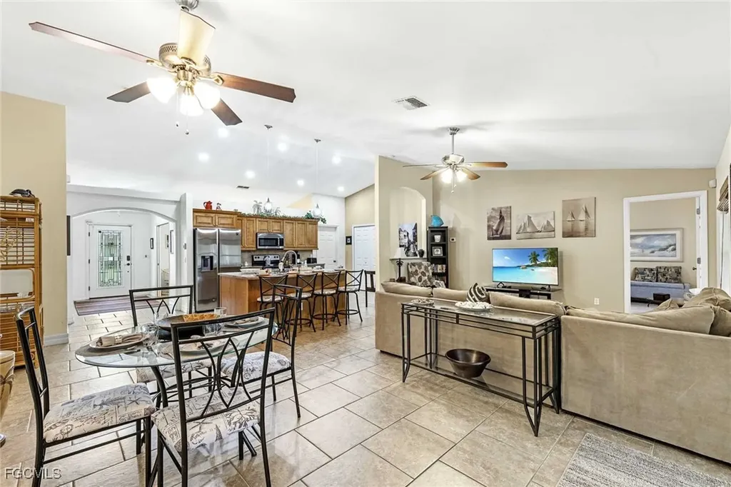 4534 SW 5th Place Cape Coral FL 33914