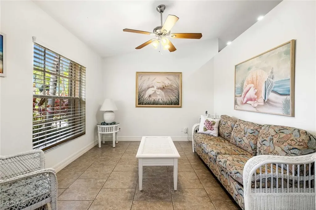 4534 SW 5th Place Cape Coral FL 33914