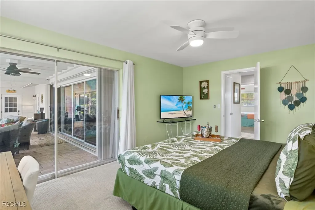 3021 SE 17th Avenue Cape Coral FL 33904