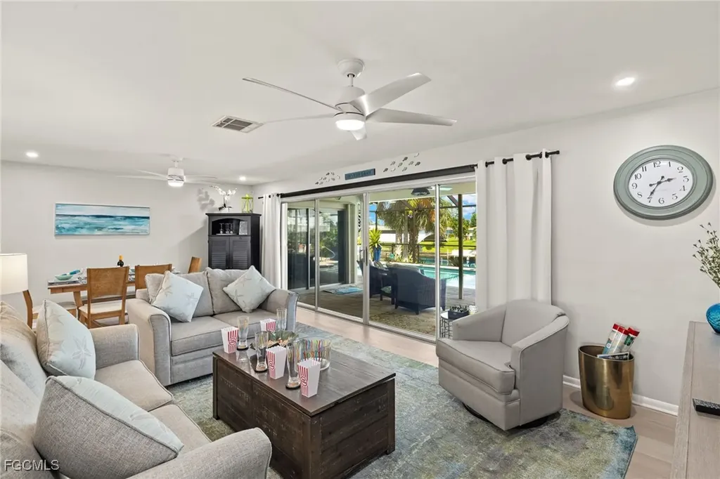 3021 SE 17th Avenue Cape Coral FL 33904