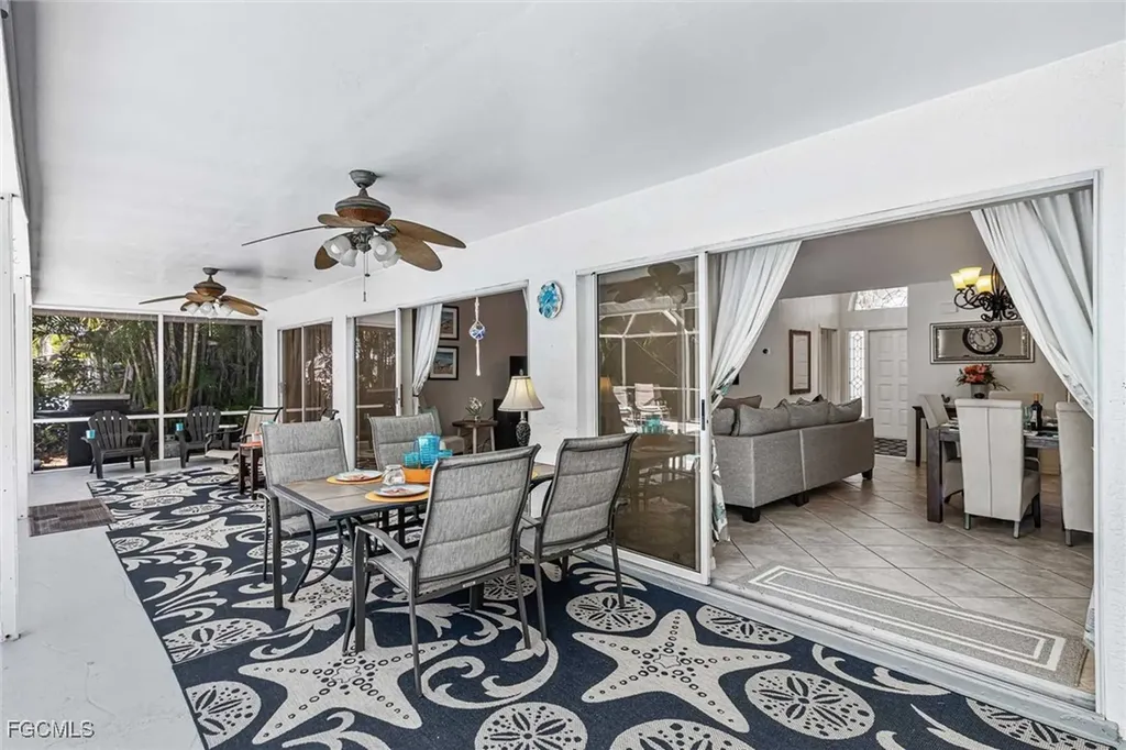 620 SE 21st Terrace Cape Coral FL 33990