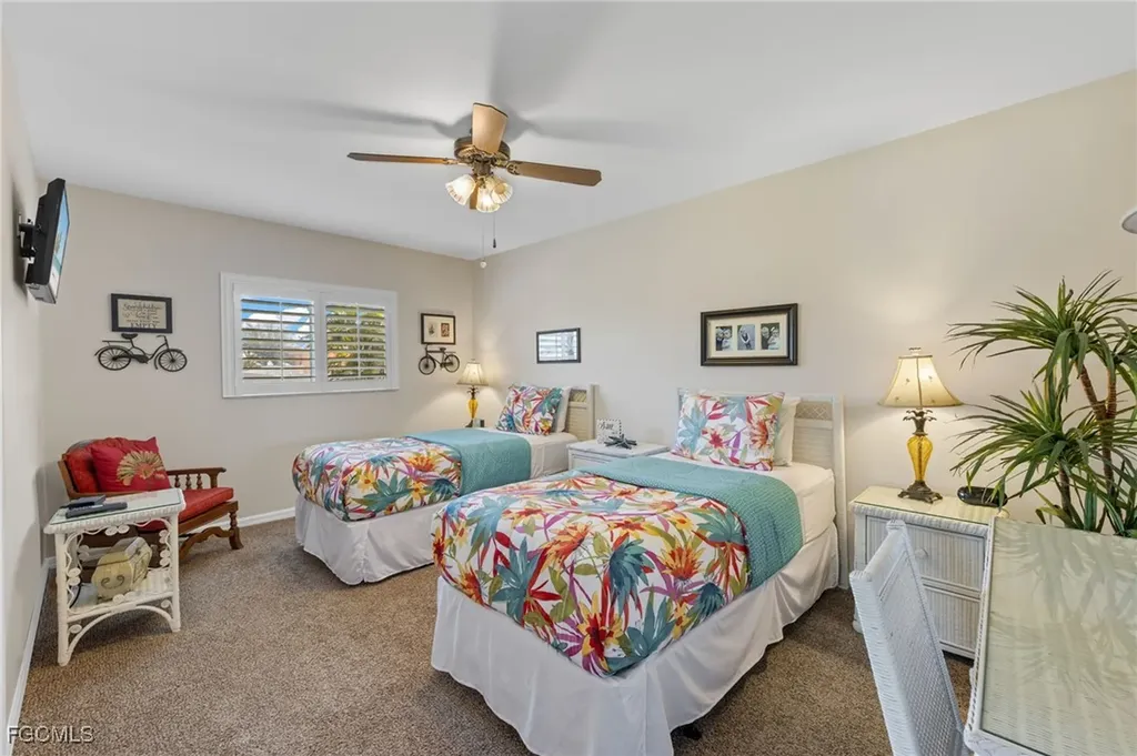 2305 SW 19th Place Cape Coral FL 33991