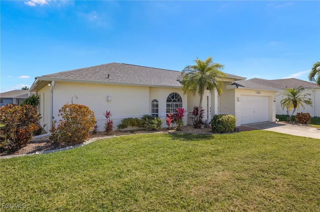 2305 SW 19th Place Cape Coral FL 33991