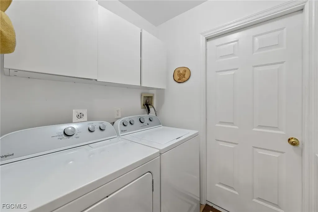 2305 SW 19th Place Cape Coral FL 33991