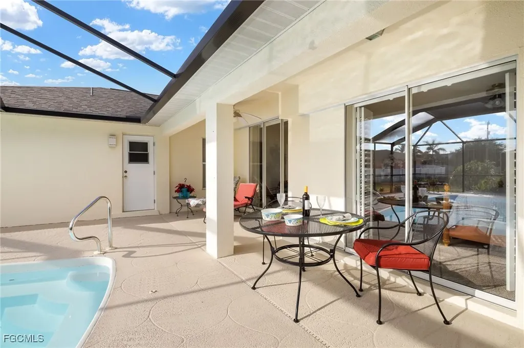2305 SW 19th Place Cape Coral FL 33991