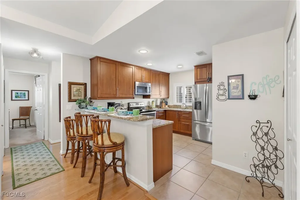 2305 SW 19th Place Cape Coral FL 33991